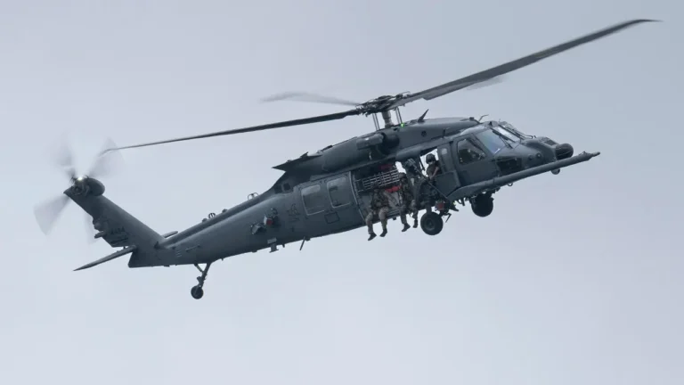 US Forces STORM Through Enemy Lines For Rescue