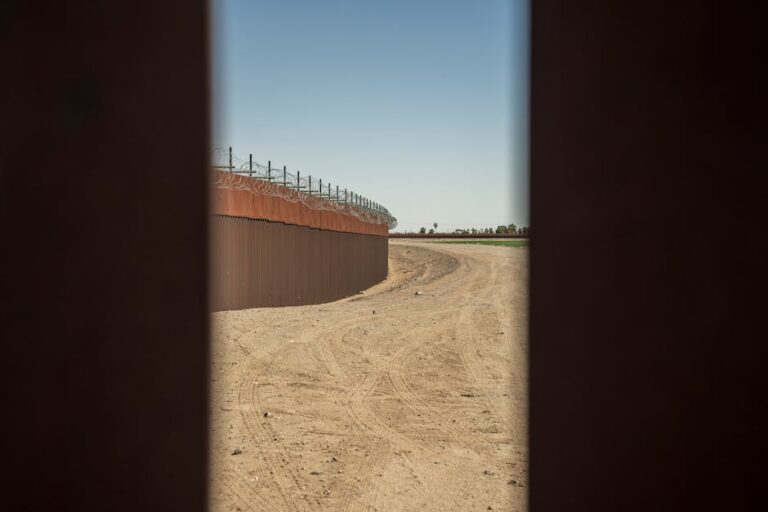 Six CHINESE NATIONALS In CAMOUFLAGE Nabbed Near Texas Border