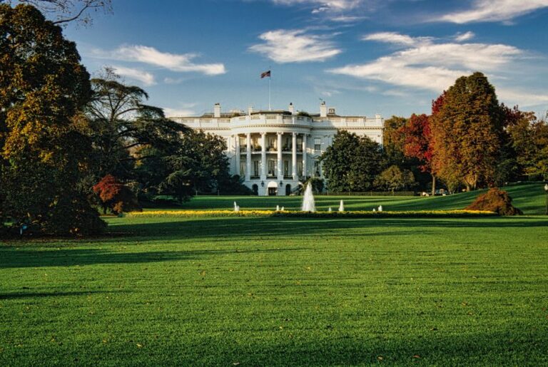 Presidential Veto Power: How It Works and Overrides — Politics & Policy coverage by CitizenPost