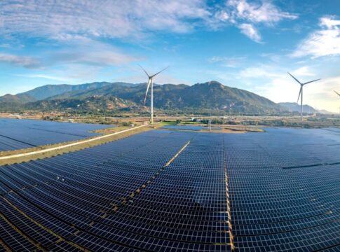 Renewable Energy Grid Storage: The Battery Challenge — Science, Tech & Health coverage by CitizenPost