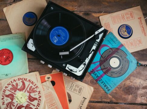 1970s classics you should listen to and read now : Pop Culture Happy Hour — Entertainment coverage by National News Daily....